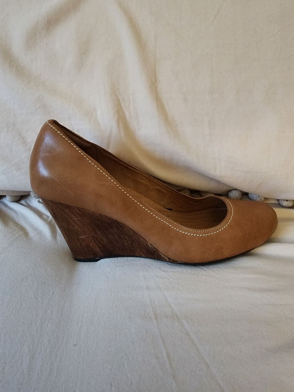 Clarks Tan Leather Wedge Pumps